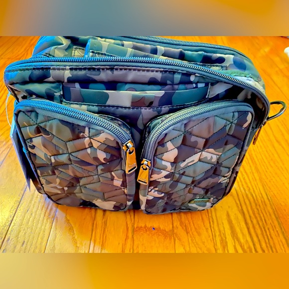 lug Bags Nwt Lug Navigator Crossbody Bag Camo Green Poshmark